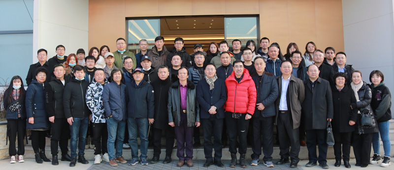 老子有钱lzyq88官网大连基地启动标准化？榛嘀履Ｊ